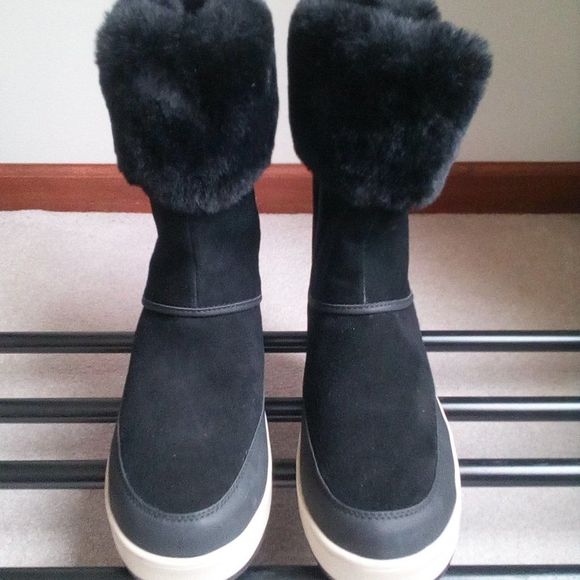KOOLABURRA Shoes - KOOLABURRA By UGG Women Tynlee Snow Boot NWOB
